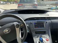 Usado Toyota Prius Advance 136 CV (100 kW) 2012 Blanco Berlina