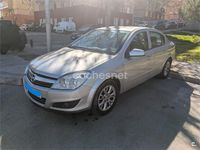Begagnad Opel Astra Enjoy 100 HK (73 kW) 2009 Grå Sedan