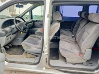 Usado Peugeot 806 138 CV (101 kW) 2001 Gris / plata Monovolumen