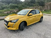 Usado Peugeot 208 Style 75 CV (55 kW) 2021 Amarillo Utilitario