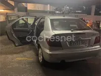 Usado Citroën Xsara Exclusive 90 CV (66 kW) 2002 Gris / plata Berlina