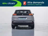 Usado Peugeot 3008 Allure 131 CV (96 kW) 2019 Gris SUV