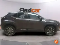 Usado Toyota Yaris Cross Active 116 CV (85 kW) 2022 Gris SUV