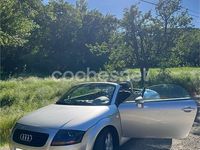 Usado Audi TT Roadster 225 CV (165 kW) 2000 Gris / plata Descapotable