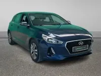 Usado Hyundai i30 110 CV (80 kW) 2017 Azul