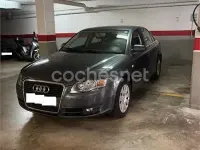 Begagnad Audi A4 140 HK (102 kW) 2006 Grå Sedan