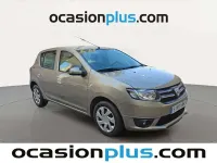 Usado Dacia Sandero Lauréate 90 CV (66 kW) 2012 Beige Utilitario