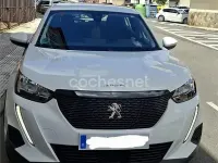 Usado Peugeot 2008 Active 100 CV (73 kW) 2021 Blanco SUV