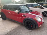 Usado Mini Cooper 116 CV (85 kW) 2006 Rojo Utilitario