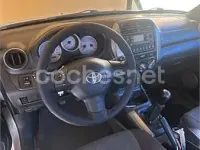 Usado Toyota RAV4 Luna 125 CV (91 kW) 2004 Gris / plata SUV