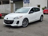 Używany Mazda 3 115 KM (84 kW) 2013 Biały Sedan/Limuzyna