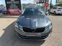 Usado Skoda Octavia Style 150 CV (110 kW) 2020 Gris / plata Familiar