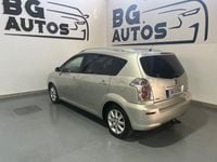 Usado Toyota Corolla Verso Sol 136 CV (100 kW) 2006 Gris / plata Monovolumen