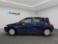 Usado Renault Mégane II Authentique 80 CV (58 kW) 2005 Azul Berlina
