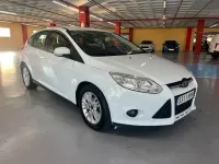 Usado Ford Focus Trend 125 CV (91 kW) 2011 Blanco Utilitario