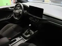 Usado Ford Focus ST-Line 155 CV (114 kW) 2024 Gris Familiar