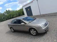 Usado Opel Vectra Comfort 100 CV (73 kW) 2004 Beige Berlina