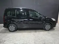 Usado Peugeot Partner Tepee Active 92 CV (67 kW) 2015 Negro Monovolumen