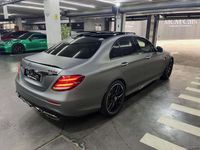 usado Mercedes E250 AMG 63 S 4Matic+ 9G-Tronic