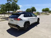 Usado Toyota RAV4 Hybrid Advance 218 CV (160 kW) 2019 Blanco SUV