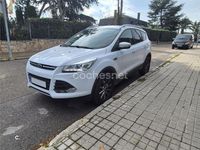 Usado Ford Kuga Titanium 120 CV (88 kW) 2016 Blanco SUV