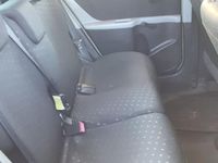 Usado Toyota Yaris Active 90 CV (66 kW) 2009