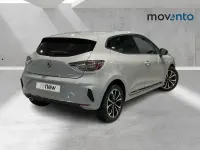 Usado Renault Clio V Techno 100 CV (73 kW) 2025 Gris Berlina