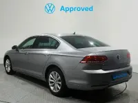 Usado VW Passat Advance 150 CV (110 kW) 2018 Gris Berlina