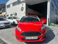 Usado Ford Fiesta Trend 82 CV (60 kW) 2013 Rojo Berlina