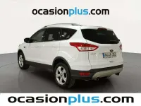 Usado Ford Kuga Trend 150 CV (110 kW) 2015 Blanco SUV