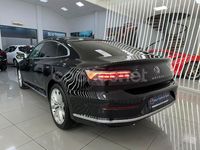 Usado VW Arteon Elegance 150 CV (110 kW) 2023 Negro Berlina