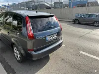 Usado Ford C-MAX Trend 109 CV (80 kW) 2011 Gris / plata Monovolumen