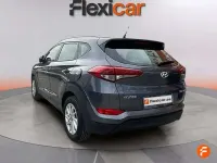 Usado Hyundai Tucson 114 CV (83 kW) 2017 Gris SUV