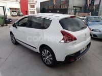Usado Peugeot 3008 Allure 120 CV (88 kW) 2015 Blanco Berlina