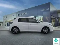 Usado Peugeot 208 Active 101 CV (74 kW) 2022 Blanco Utilitario