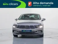 Usado VW Passat Executive 150 CV (110 kW) 2021 Gris / plata Berlina