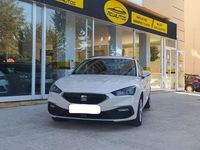 Usado Seat Leon Style 115 CV (84 kW) 2021 Blanco Familiar