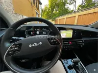 Usado Kia Niro 141 CV (103 kW) 2024 Gris / plata SUV
