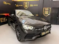 Usado Mercedes GLC300de 306 CV (225 kW) 2021 Gris / plata Coupe