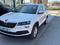 Usado Skoda Karoq Ambition 150 CV (110 kW) 2021 Blanco SUV