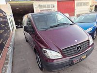 Usado Mercedes Viano 109 CV (80 kW) 2006 Granate Monovolumen
