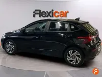 Usado Hyundai i20 84 CV (61 kW) 2024 Negro Utilitario