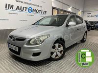 Usado Hyundai i30 Comfort 109 CV (80 kW) 2010 Gris / plata Berlina