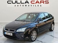 Usado Ford Focus Ghia 136 CV (100 kW) 2005 Negro Utilitario