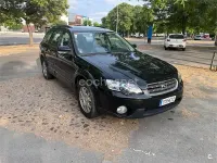 Usado Subaru Outback 156 CV (114 kW) 2004 Negro Familiar