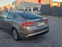 Usado Ford Mondeo Trend 150 CV (110 kW) 2021 Marrón Berlina