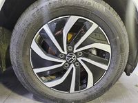 Usado VW Polo Life 95 CV (69 kW) 2023 Blanco Utilitario