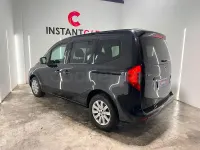 Usado Mercedes T180 116 CV (85 kW) 2023 Negro Monovolumen