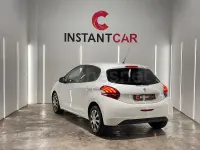 Usado Peugeot 208 Active 75 CV (55 kW) 2018 Blanco Utilitario