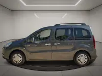 Usado Peugeot Partner Tepee Style 92 CV (67 kW) 2013 Gris / plata Monovolumen